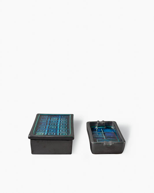 Box and ashtray set