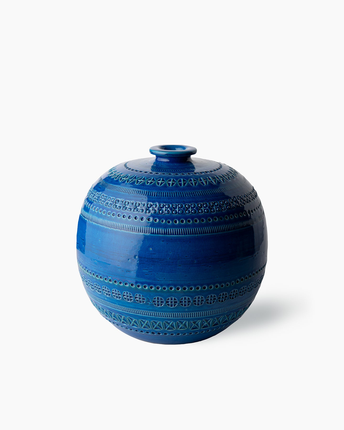 Ball-shaped vase