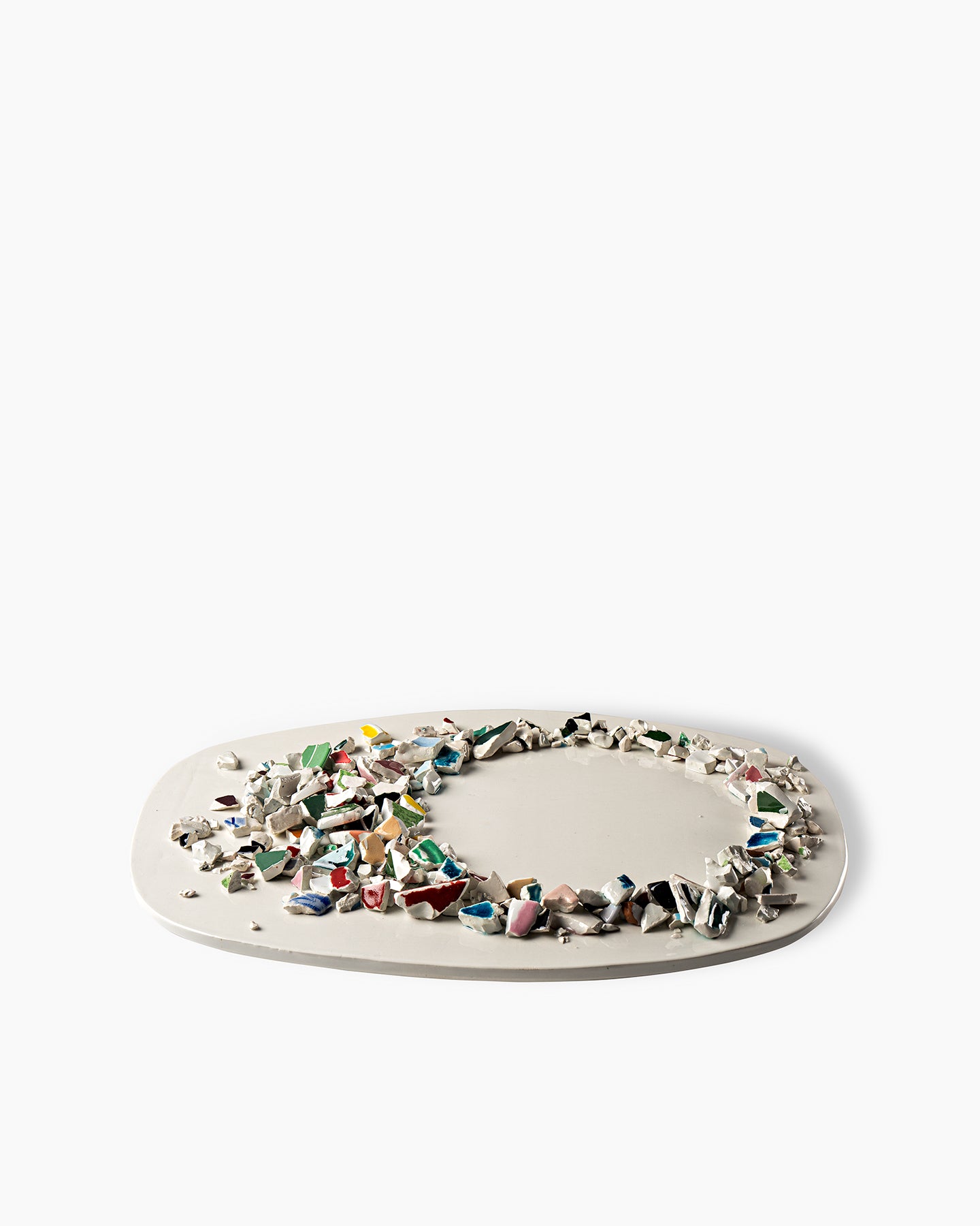 Oval centrepiece