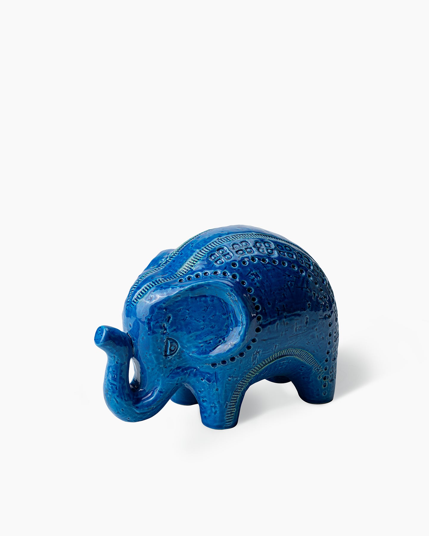 Elephant figure
