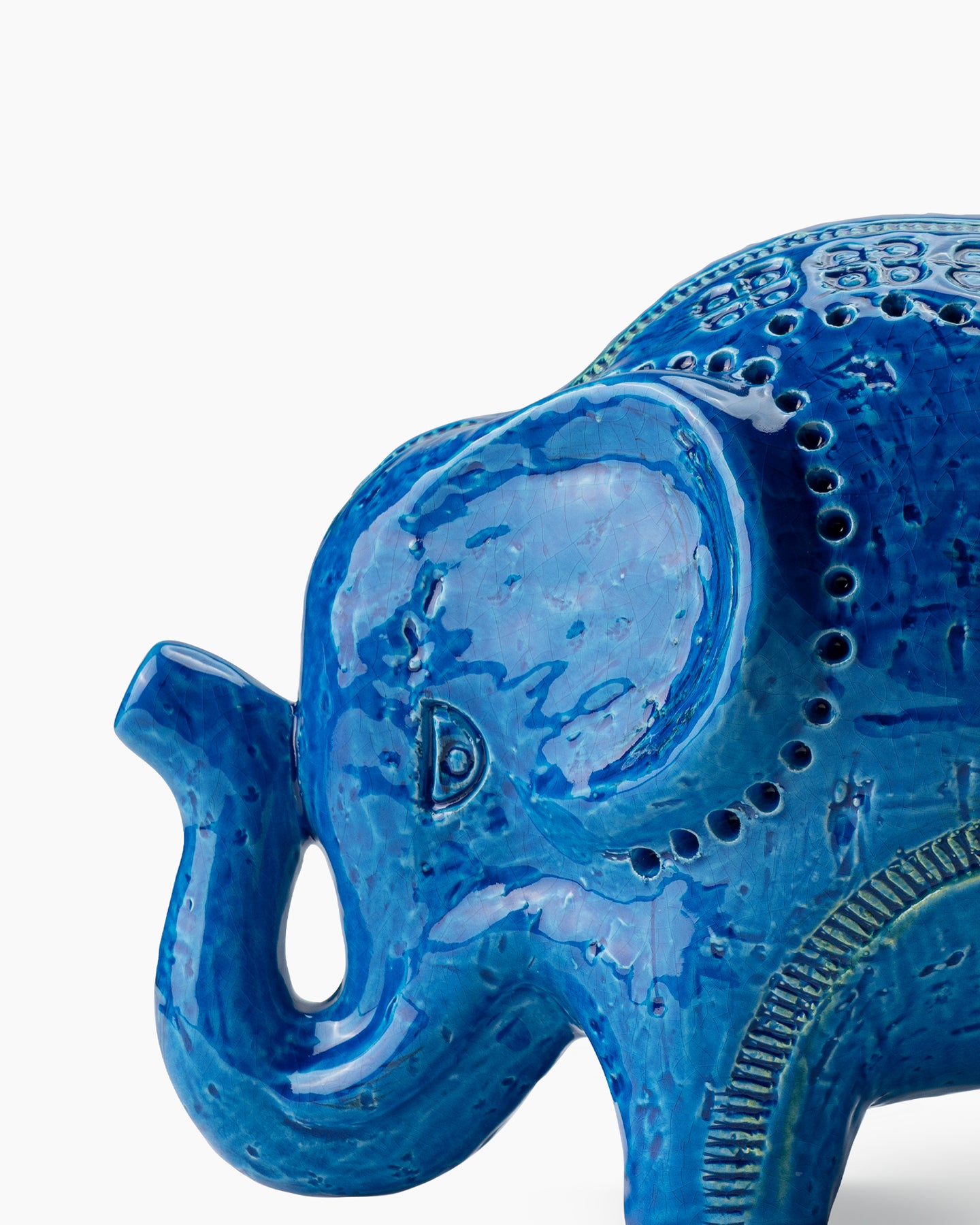 Elephant figure
