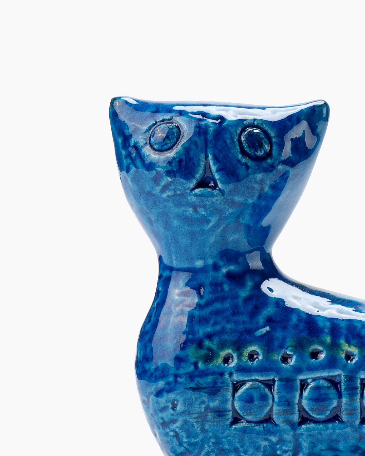 Figura di gatto lungo